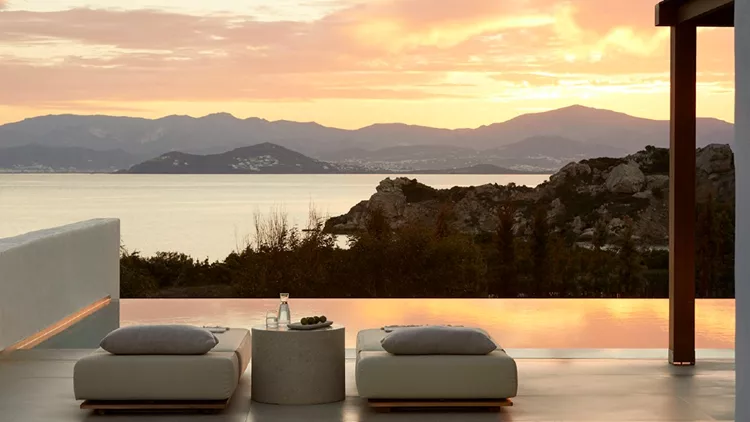 Το «Parocks Hotel & Spa» ανανεώνει τον ξενοδοχειακό χάρτη της Πάρου